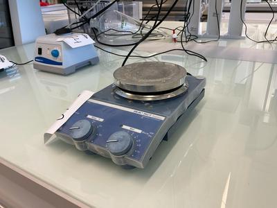 Overview picture of IKA RCT basic magnetic stirrer with hot plate